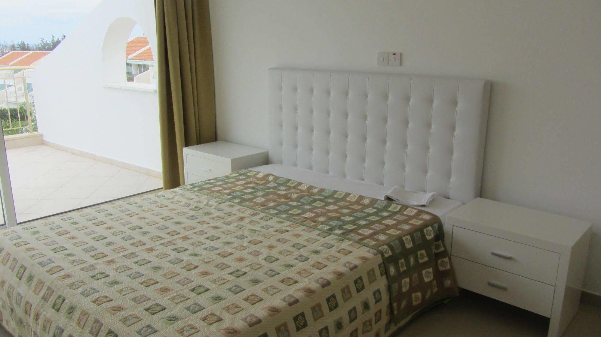 Apartamento Bayview Gardens Limassol Exterior foto