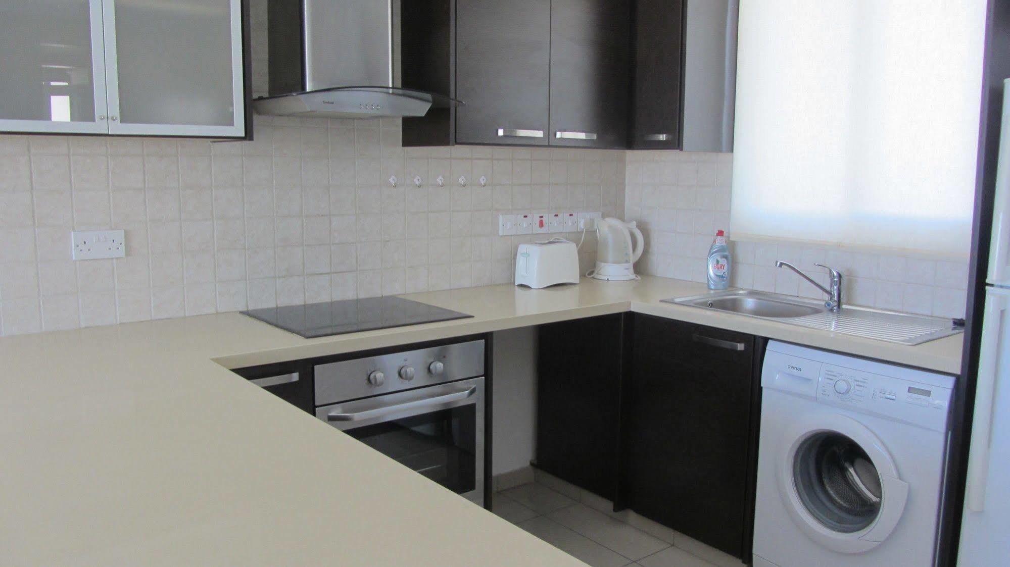 Apartamento Bayview Gardens Limassol Exterior foto
