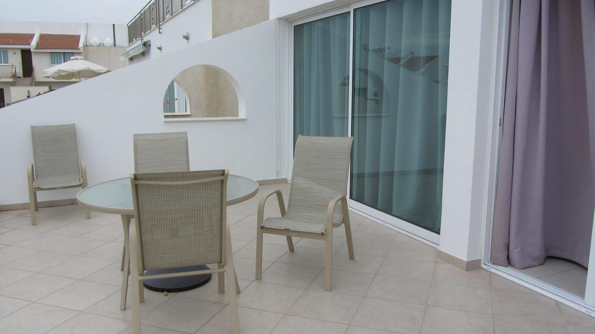 Apartamento Bayview Gardens Limassol Exterior foto
