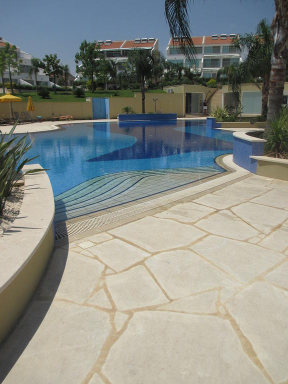 Apartamento Bayview Gardens Limassol Exterior foto